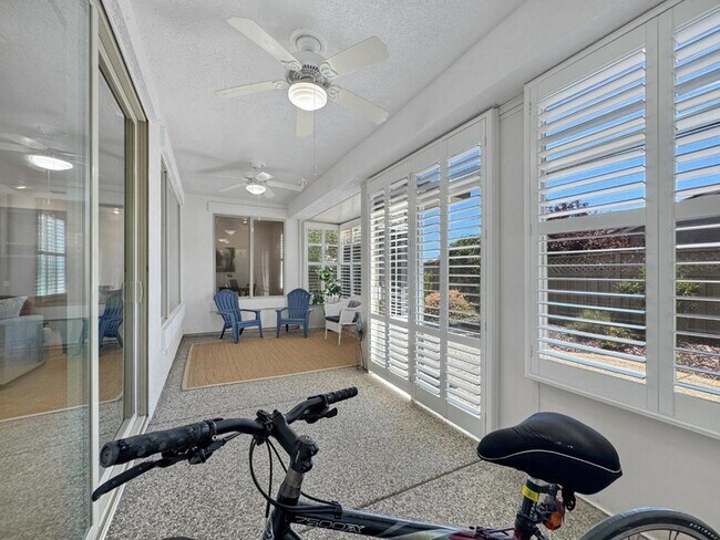 Building Photo - 1347 Rose Bouquet Dr