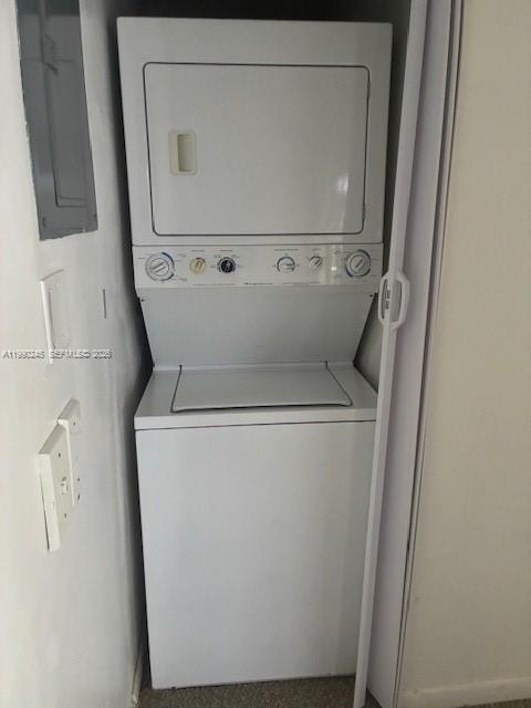 Building Photo - 1024 S Independence Dr