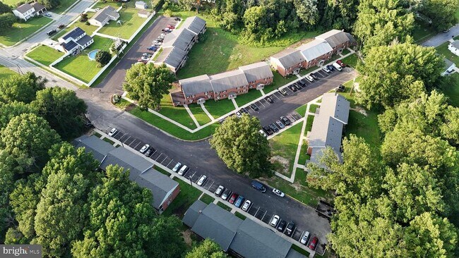 Building Photo - 20 Fort Sumpter Rd