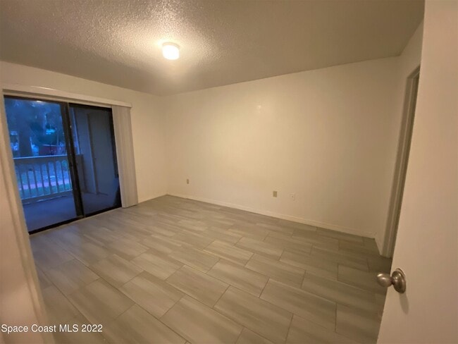 Building Photo - 225 S Tropical Trail