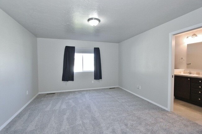 Building Photo - Beautiful Home in Meridian: Available Now!