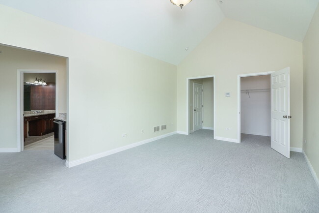Building Photo - 4171 Royal Mews Cir
