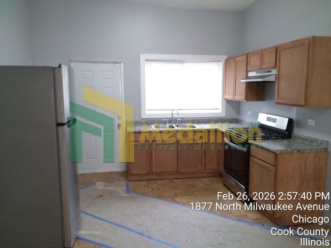 Building Photo - 1877 N Milwaukee Ave