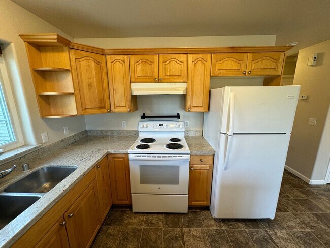 Building Photo - 8064 W Donna Marie Ln