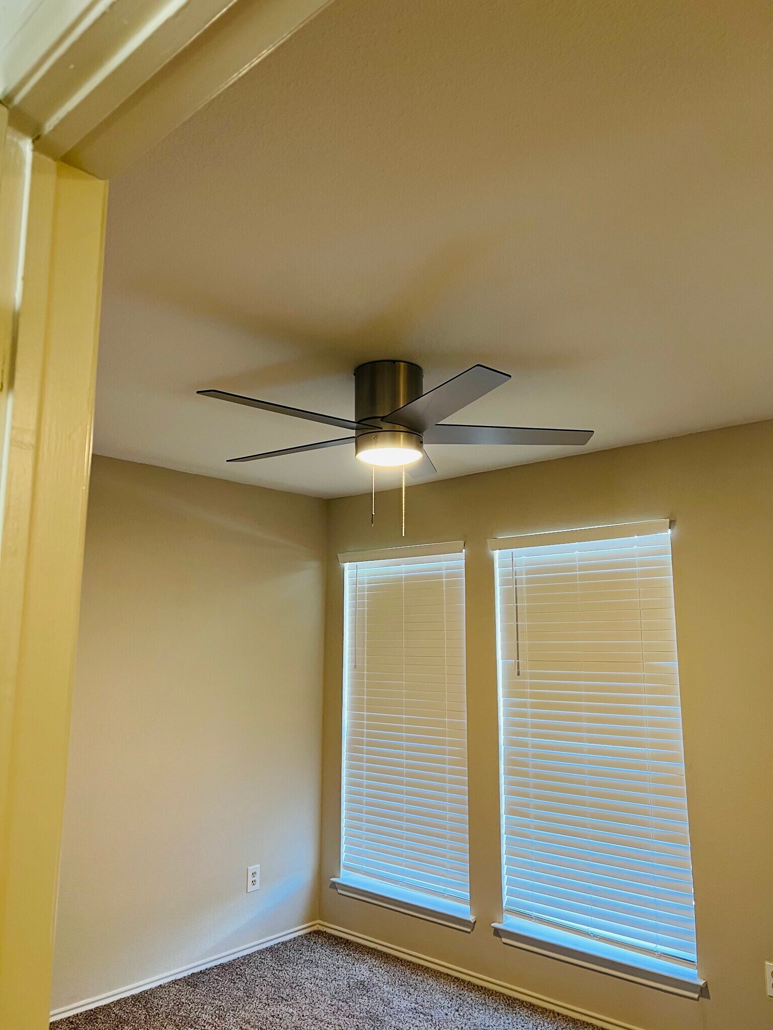 Open Loft Space for Office or Workout Area (blinds closed) - 3635 Garden Brook Dr