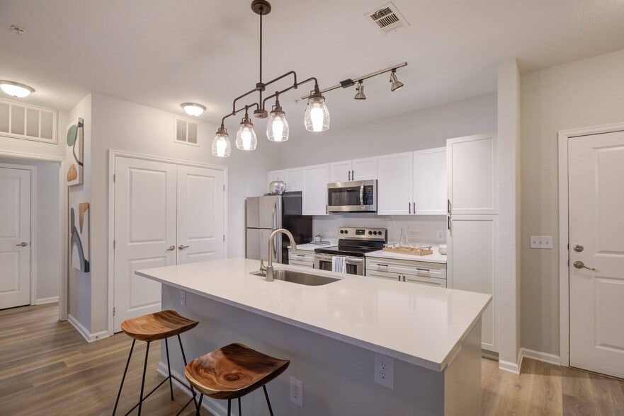 7166 at Belmar 7166 W Custer Ave Lakewood CO 80226 Apartment Finder