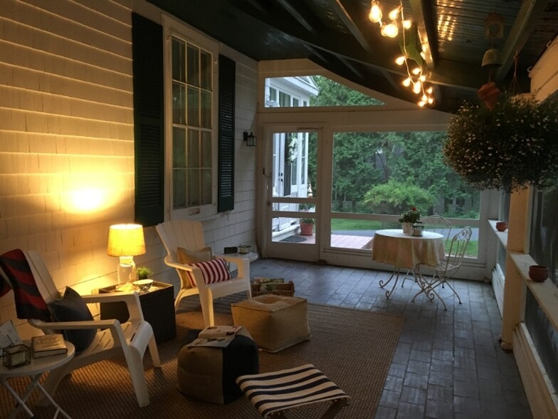 Building Photo - 236 Robineau Rd