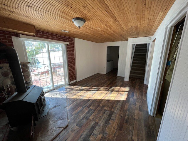 extra sitting room - 1290 Starling Ln