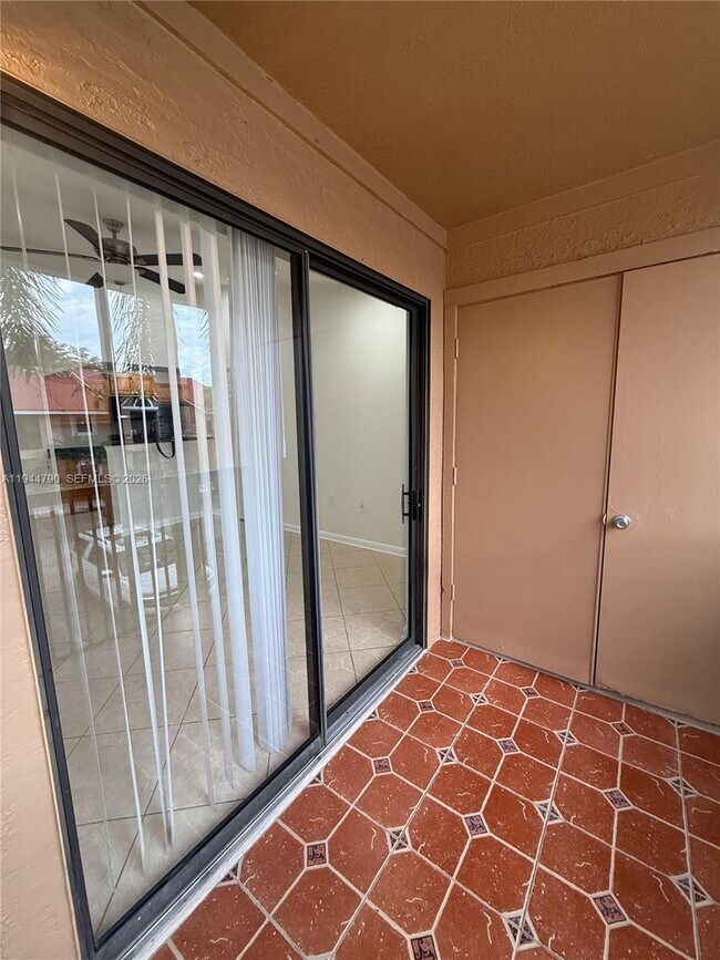 Building Photo - 15581 SW 104th Terrace