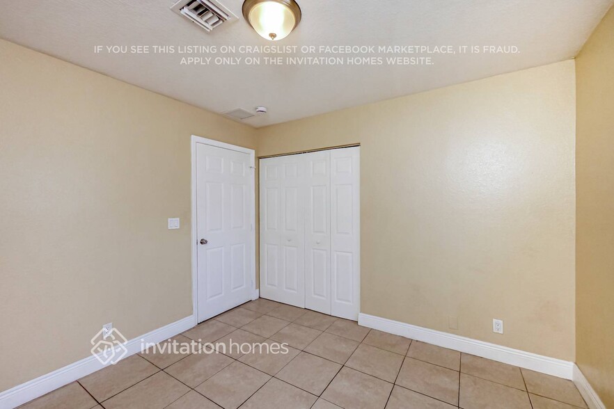 Building Photo - 5703 Fletcher St