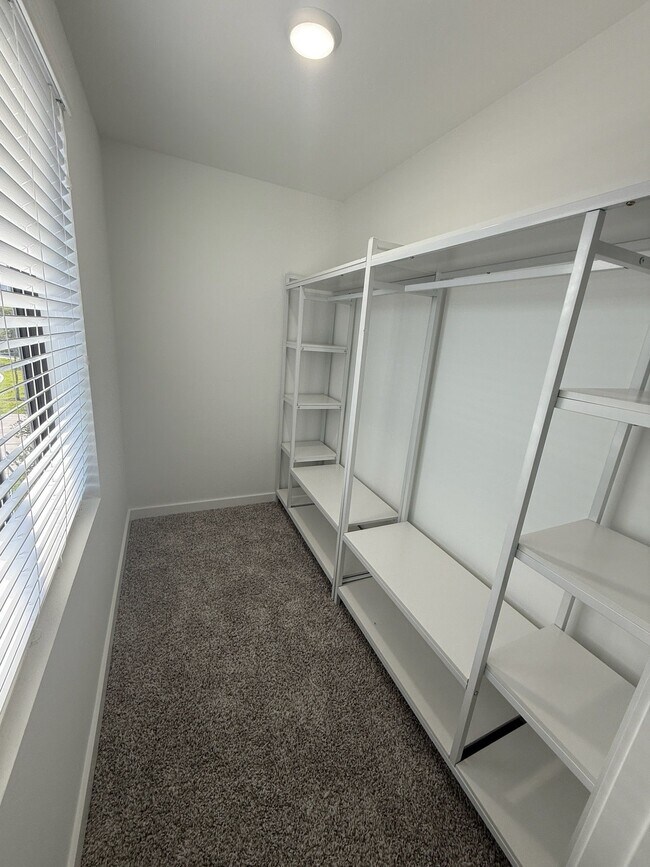 Building Photo - 14559 SW 261 St Ter