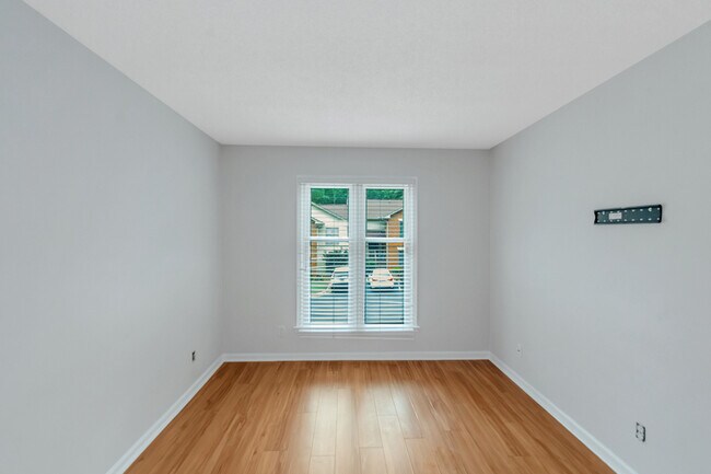 Building Photo - 508 Garden Ct