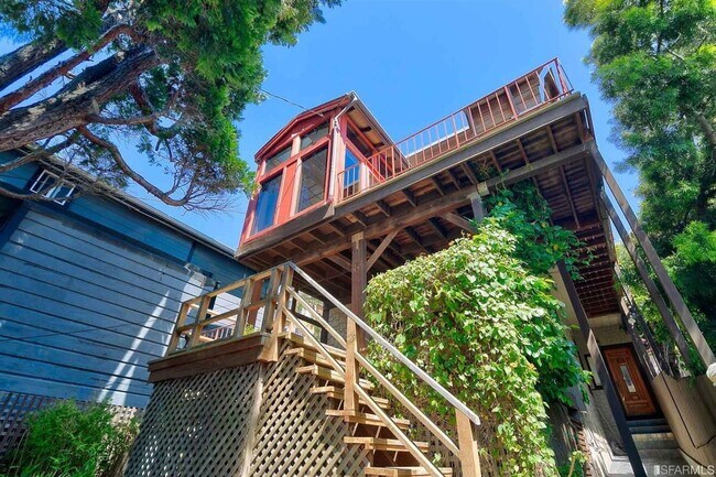 Building Photo - 1053 De Haro St