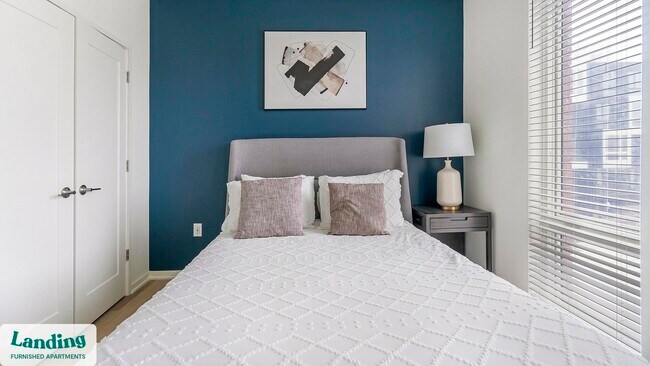 Building Photo - 815 Madison St