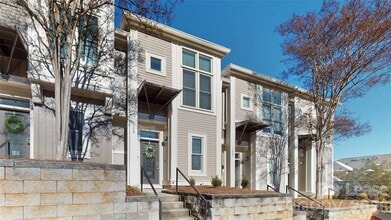 Building Photo - 1009 Park West Dr