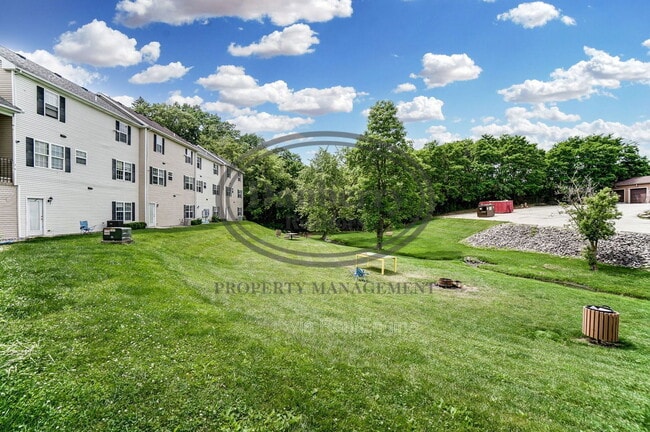 Building Photo - 1117 N Byrne Rd