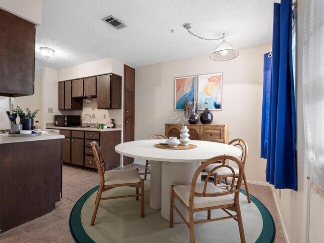 Building Photo - 3513 Westchester Ave