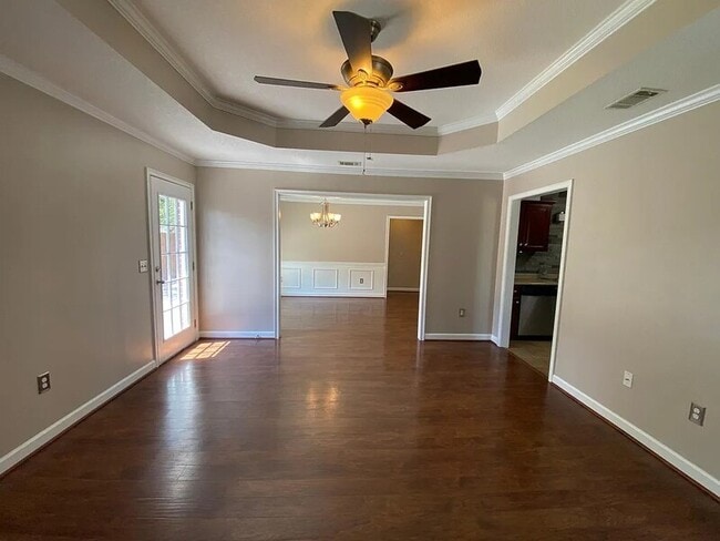 Building Photo - 231 Augusta Way