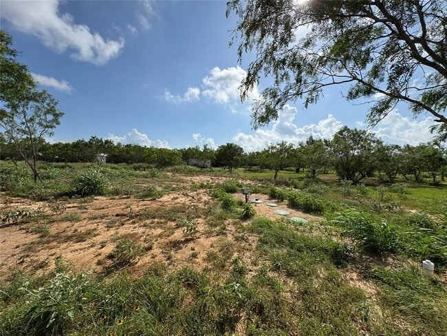 Building Photo - 2601 Tumbleweed Trail