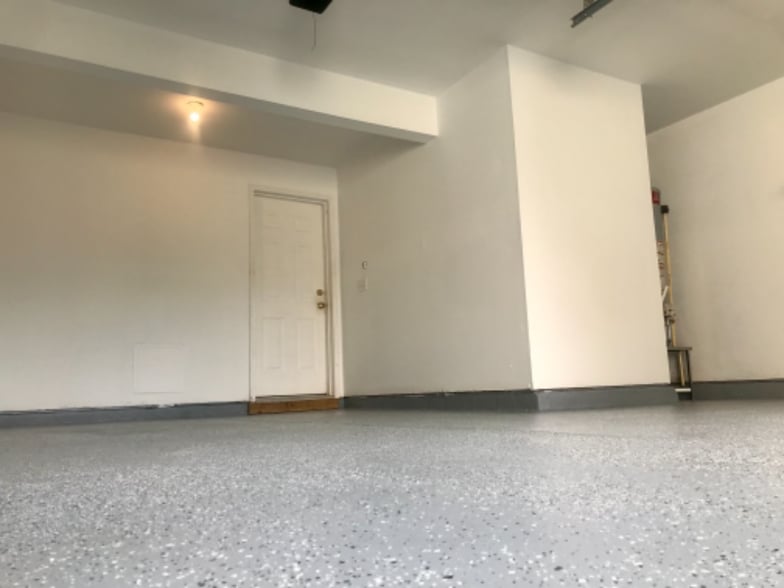 Building Photo - 16213 Peachmont Dr