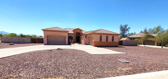 Building Photo - COMING SOON...BEAUTIFUL HOME ON HUGE LOT!