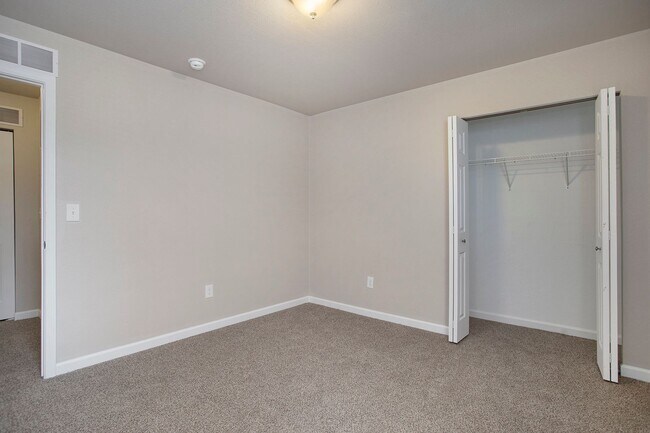 Building Photo - Immediate Occupancy with Outstanding Pricing