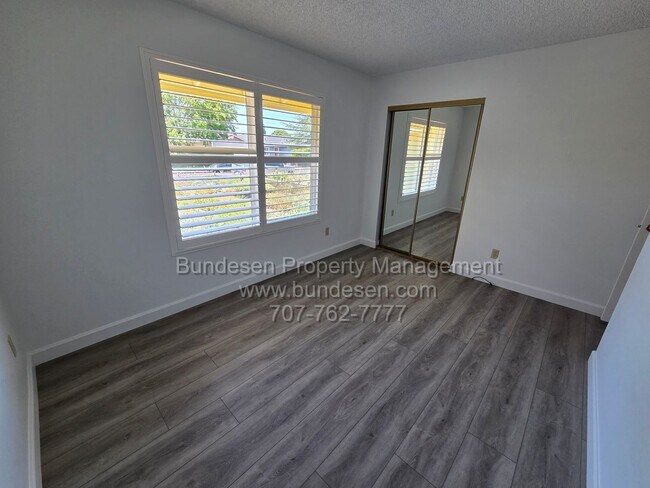 Building Photo - 5266 Evonne Ave