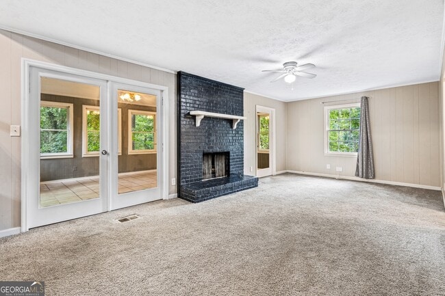 Building Photo - 1056 Mandalay Ct SW