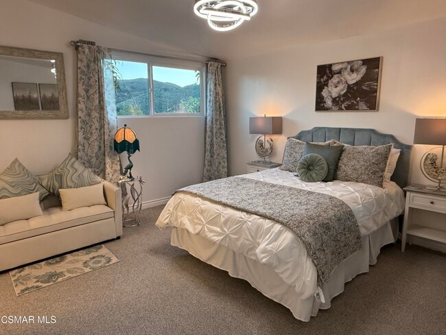 Building Photo - 379 S Greenway Ave