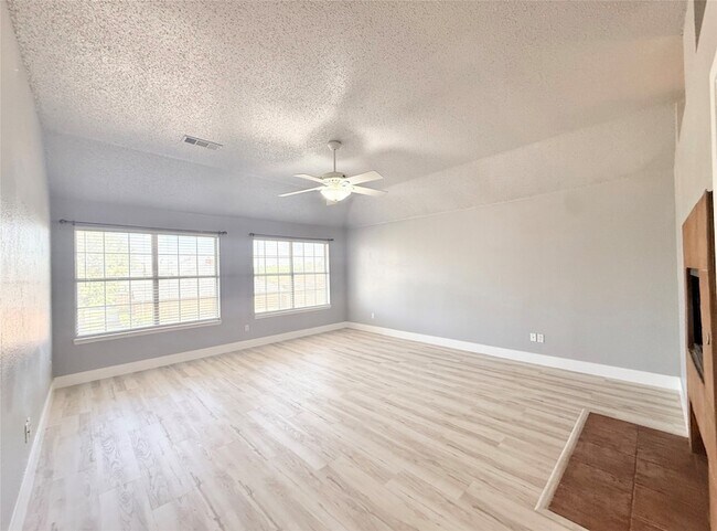 Building Photo - 5709 Parkwood Trail