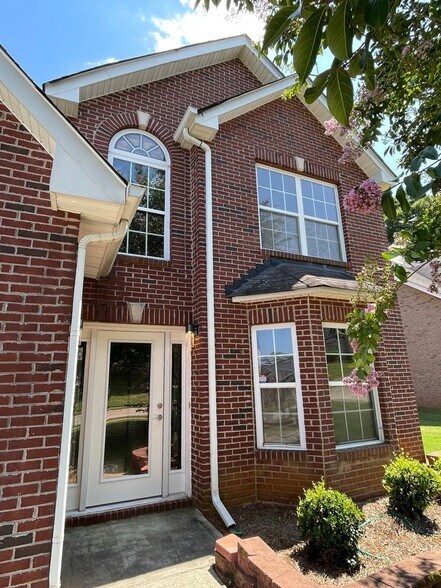 Building Photo - 607 Pipkin Dr