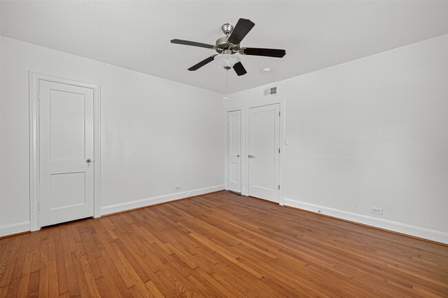 Building Photo - 2328 McClendon St