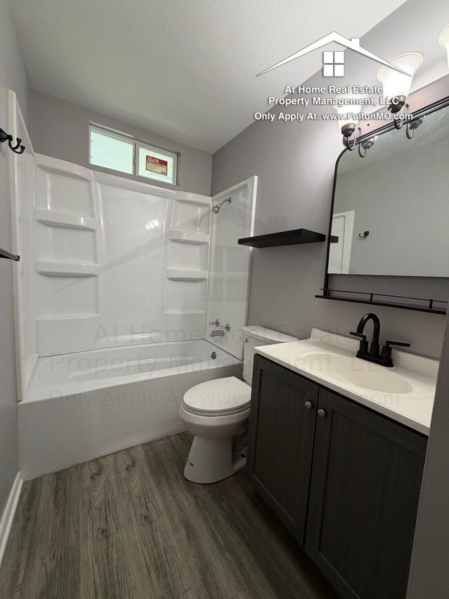 Building Photo - 301 Bryant St