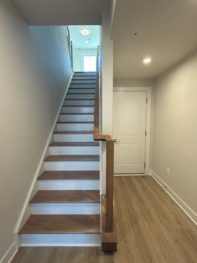 Building Photo - 14441 Albemarle Point Pl