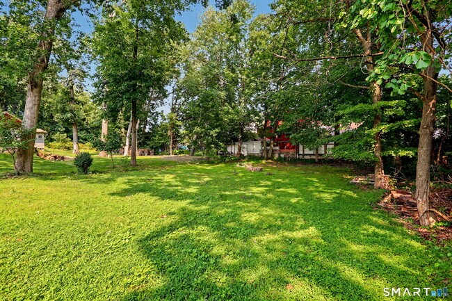 Building Photo - 115 Forestview Rd
