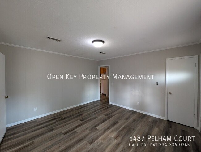 Building Photo - 5487 Pelham Ct