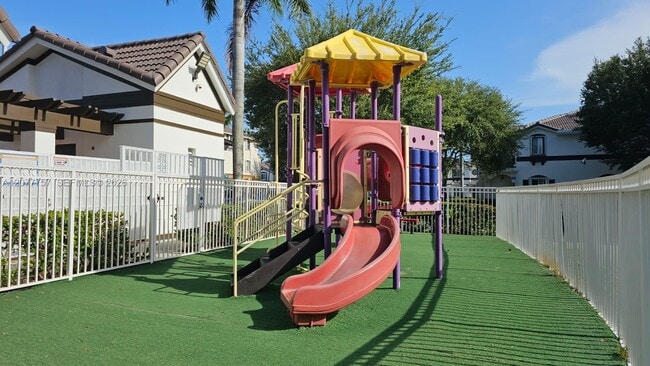 Building Photo - 8960 W Flagler St