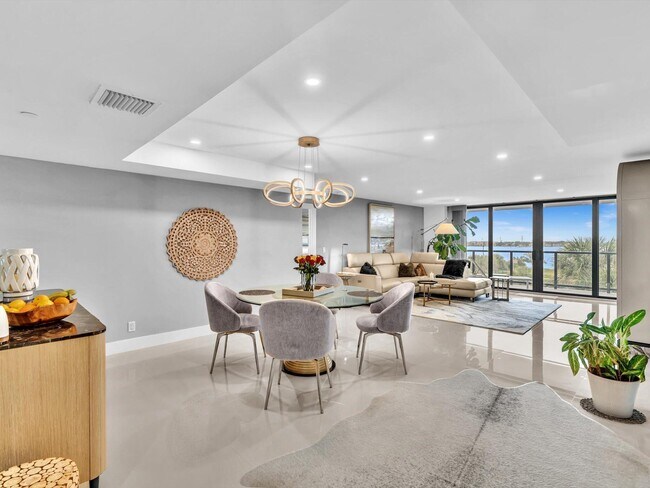 Building Photo - 3440 S Ocean Blvd