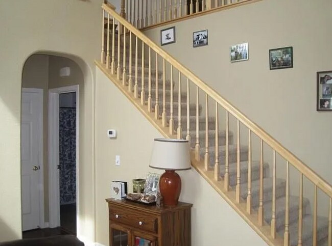 Building Photo - IMMACULATE NATOMAS 4/3 plus office!  Pleas...