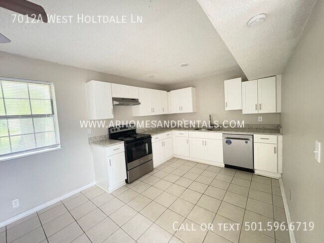 Building Photo - 7012 W Holtdale Ln