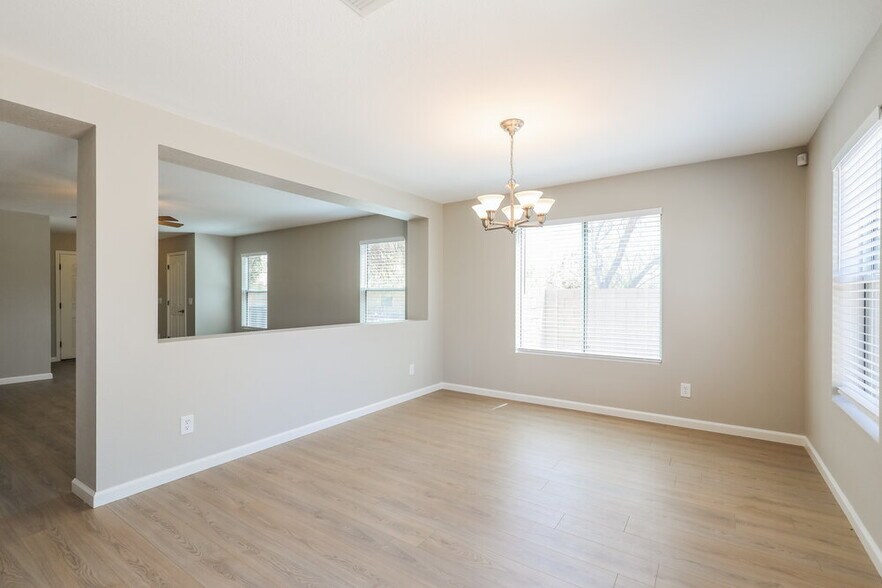 Building Photo - 6101 S Earp Wash Ln