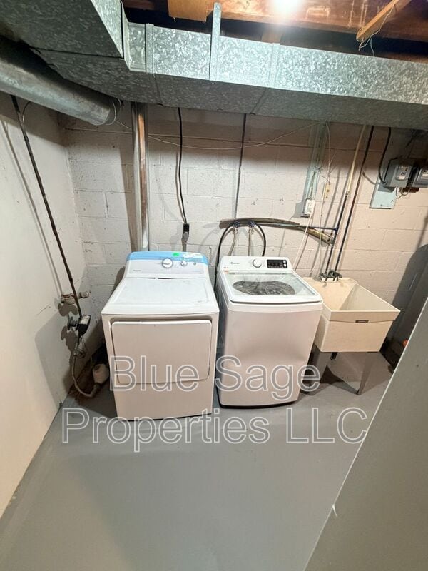 Building Photo - 109 Chadwick Ave