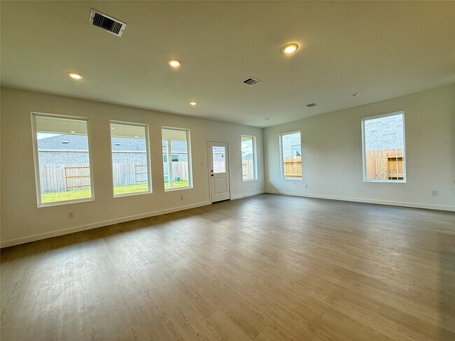 Building Photo - 16539 Mesquite Fld Dr