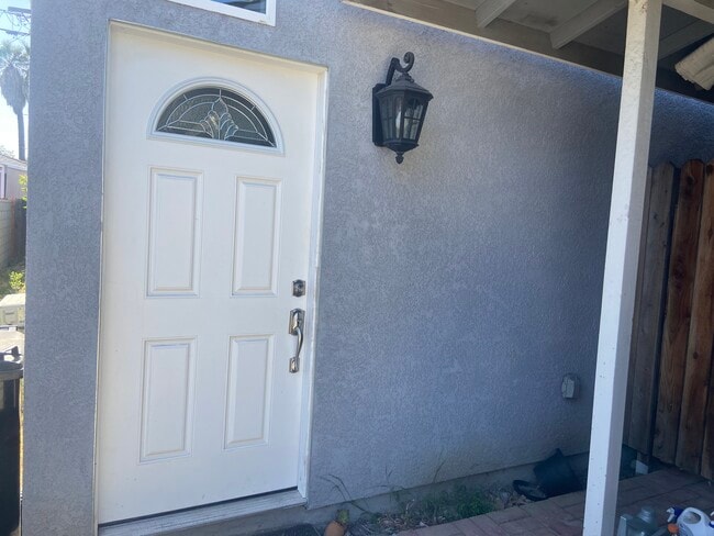 Building Photo - 207 Santa Clara Pl