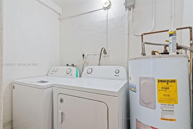 Building Photo - 820 Alabama Ave