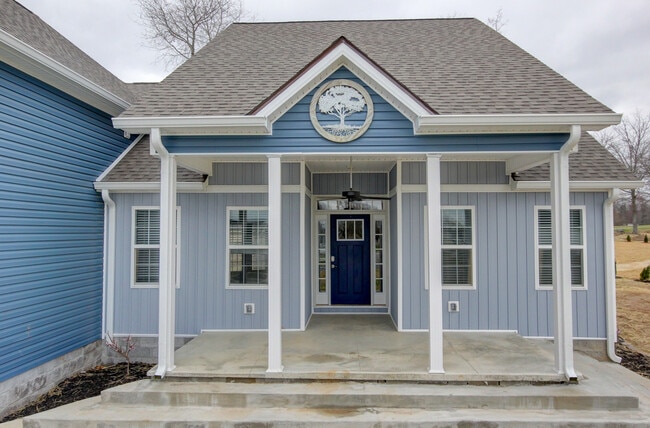 Building Photo - 127 Riverbend Dr