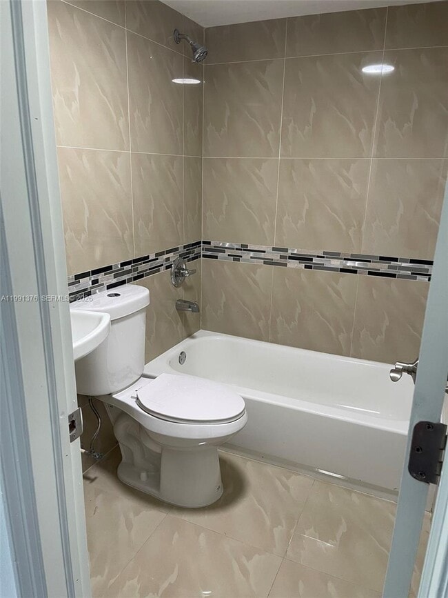 Building Photo - 1864 NW 24th St