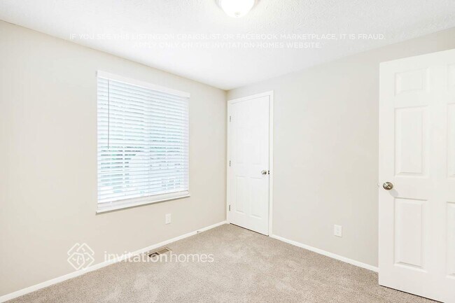 Building Photo - 5369 Olde St