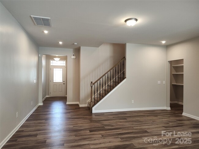 Building Photo - 8114 Overmeadow Ln