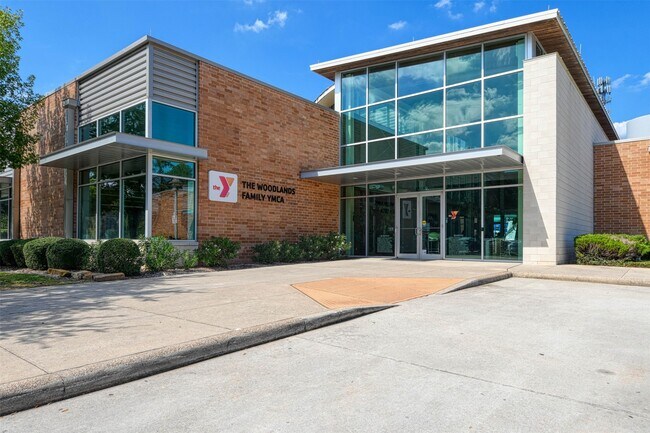 Building Photo - 38 Cheswood Manor Drive